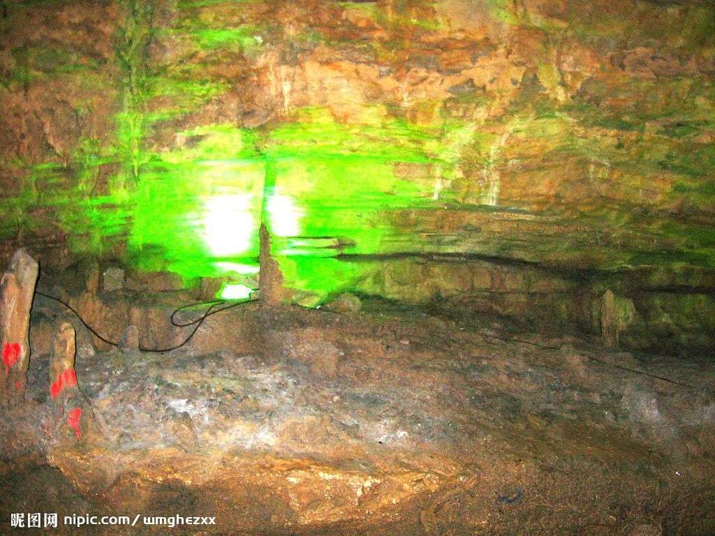 <font color='#CC0000'>印象四川，漫游童話世界九寨溝，人間瑤池黃龍</font>