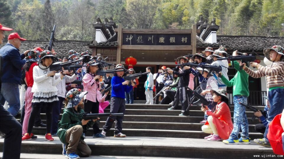 臨安神龍川“綠色探秘，野外生存，體驗(yàn)民俗，