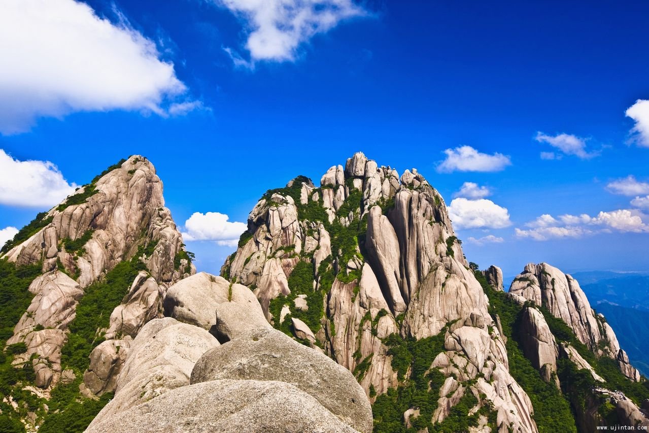 冬韻黃山、水墨宏村、醉溫泉、屯溪老街五星尊